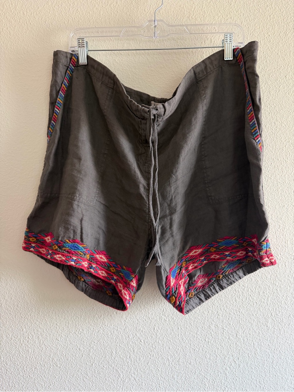 Johnny Was Embroidered Linen Shorts size XL